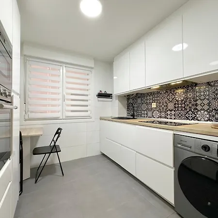 Encantador Junto Al Ayuntamiento Апартаменты *