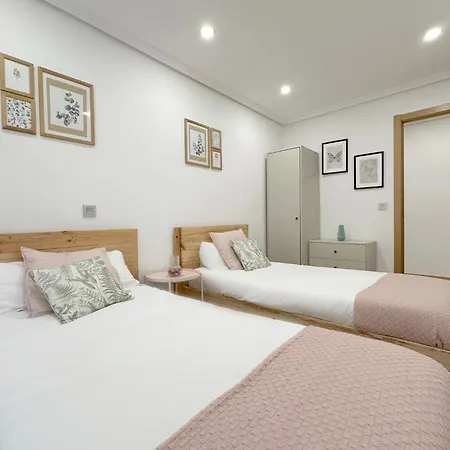 Encantador Junto Al Ayuntamiento * Бильбао